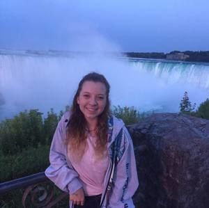 Meet your Posher, Cierra